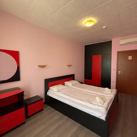 Aparthotel Izvora Front 4*