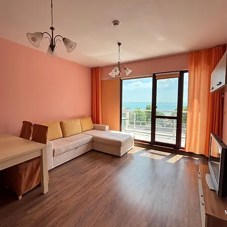 Izvora Front Apartmanhotel