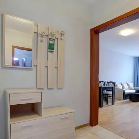 Izvora Front Lägenhetshotell Golden Sands