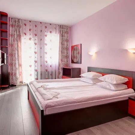 Izvora Front Lägenhetshotell 3*