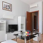 アパートホテル Izvora Front ゴールデンサンド