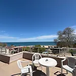 Lägenhetshotell Izvora Front Golden Sands
