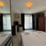 Izvora Front Aparthotel