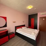 Aparthotel Izvora Front 3*