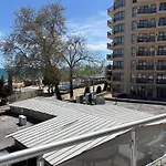 Aparthotel Izvora Front