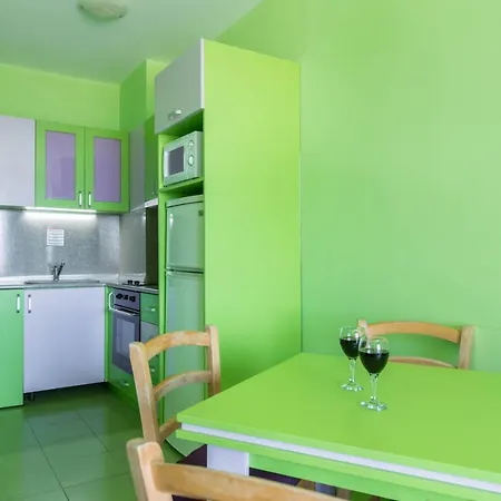 Izvora Front 3* ゴールデンサンド