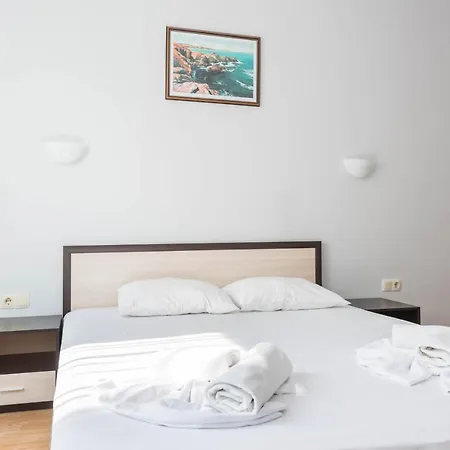Hotel apartamentowy Izvora Front 3*