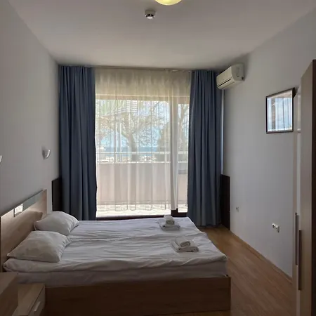 Izvora Front 3*