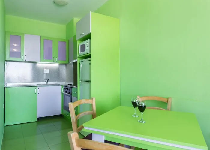 Izvora Front 3* ゴールデンサンド