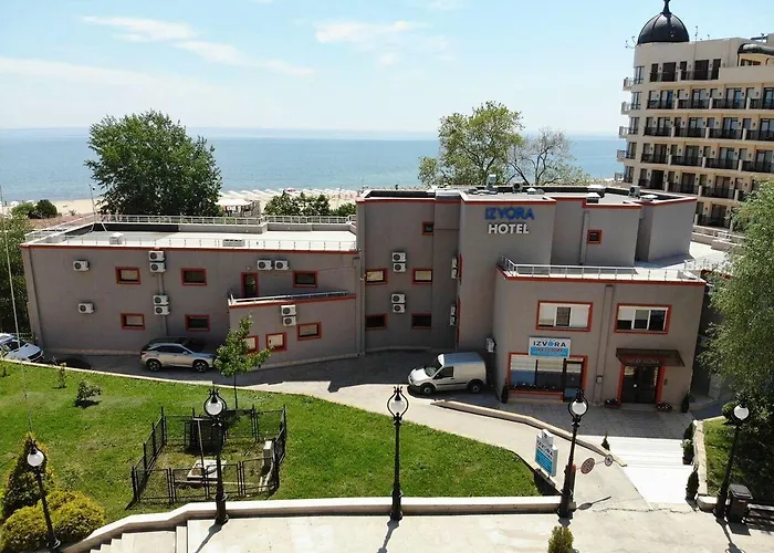 Izvora Front アパートホテル ゴールデンサンド