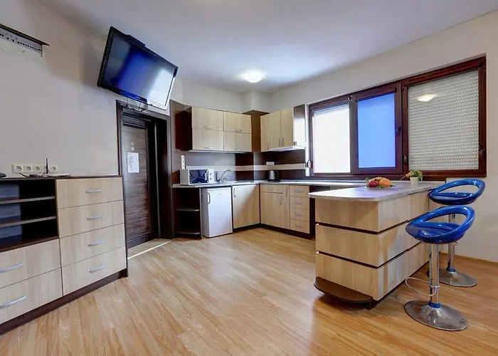 Izvora Front ゴールデンサンド