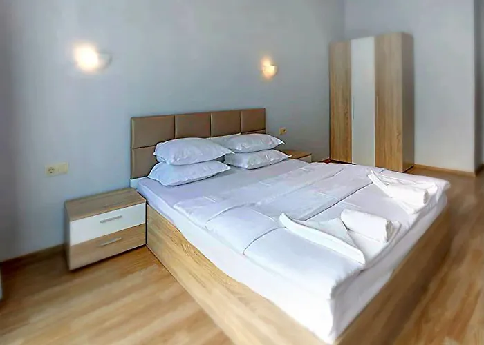 Izvora Front 3* ゴールデンサンド