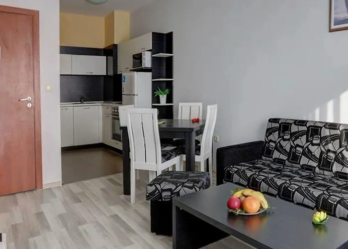 Izvora Front 3* ゴールデンサンド