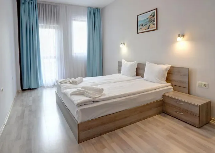 Izvora Front ゴールデンサンド